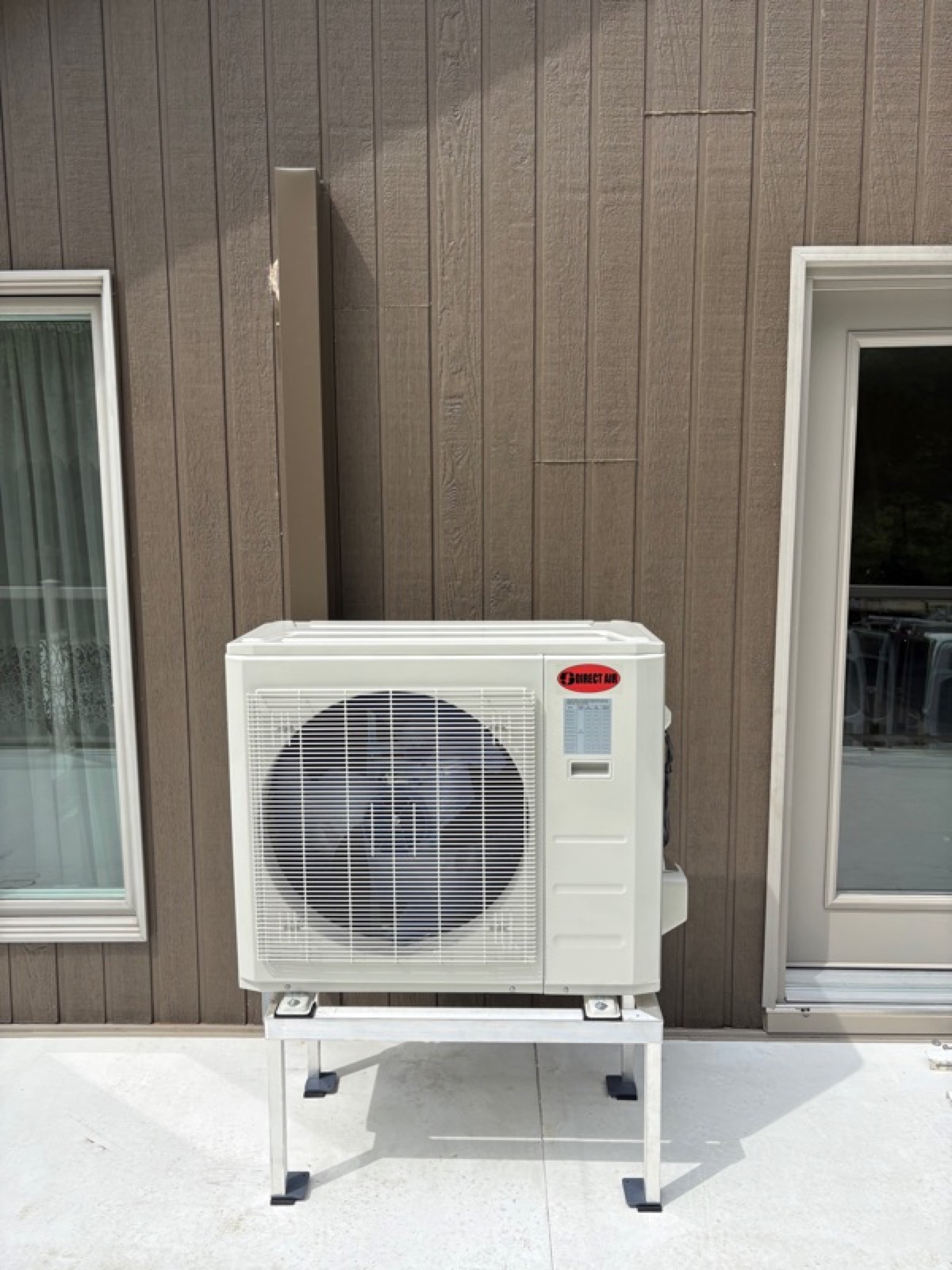 Unité extérieure Direct Air installée sur une terrasse